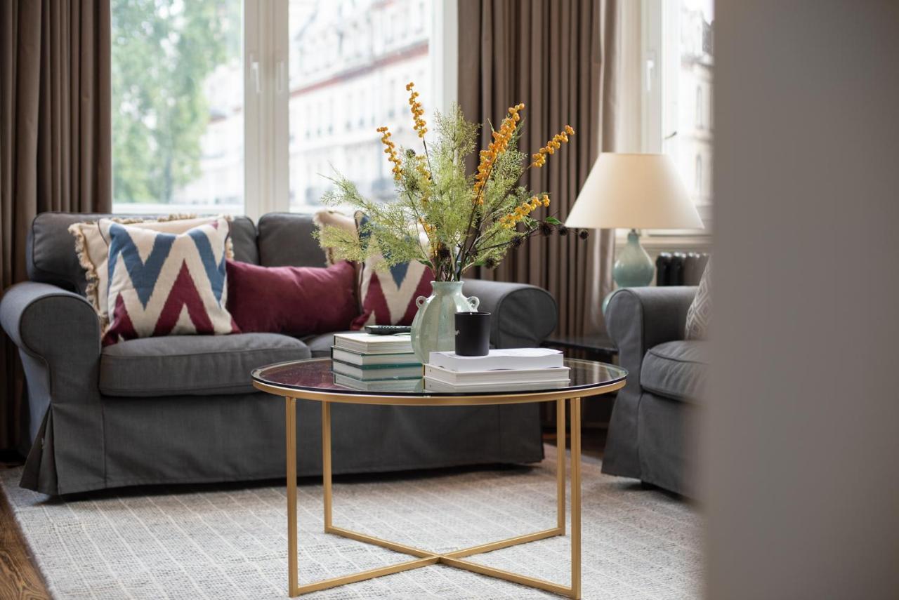 Grosvenor Gardens By Capital Apartment London Bagian luar foto