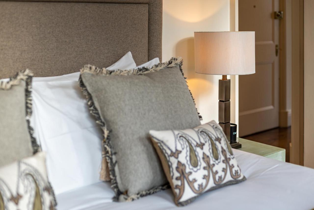 Grosvenor Gardens By Capital Apartment London Bagian luar foto