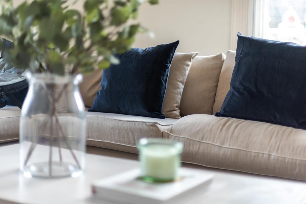 Grosvenor Gardens By Capital Apartment London Bagian luar foto