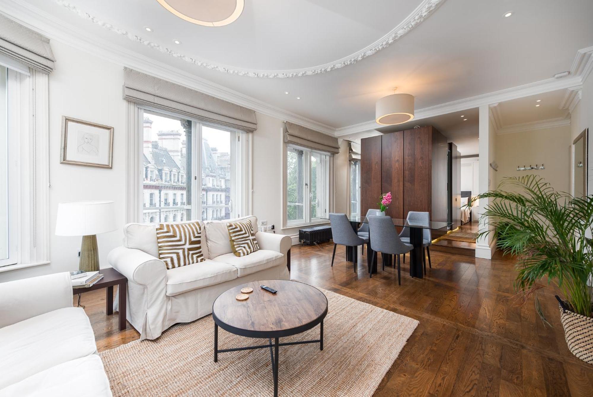 Grosvenor Gardens By Capital Apartment London Bagian luar foto