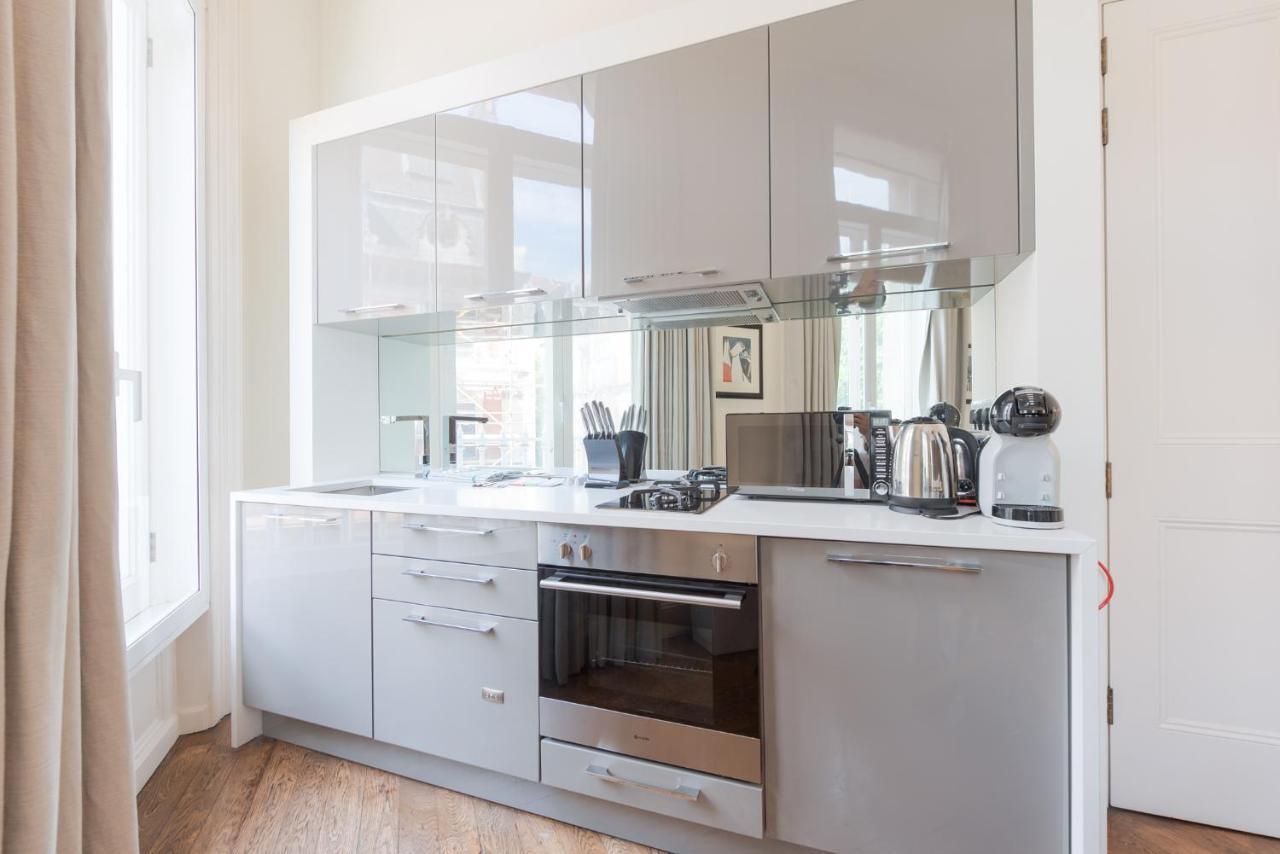 Grosvenor Gardens By Capital Apartment London Bagian luar foto
